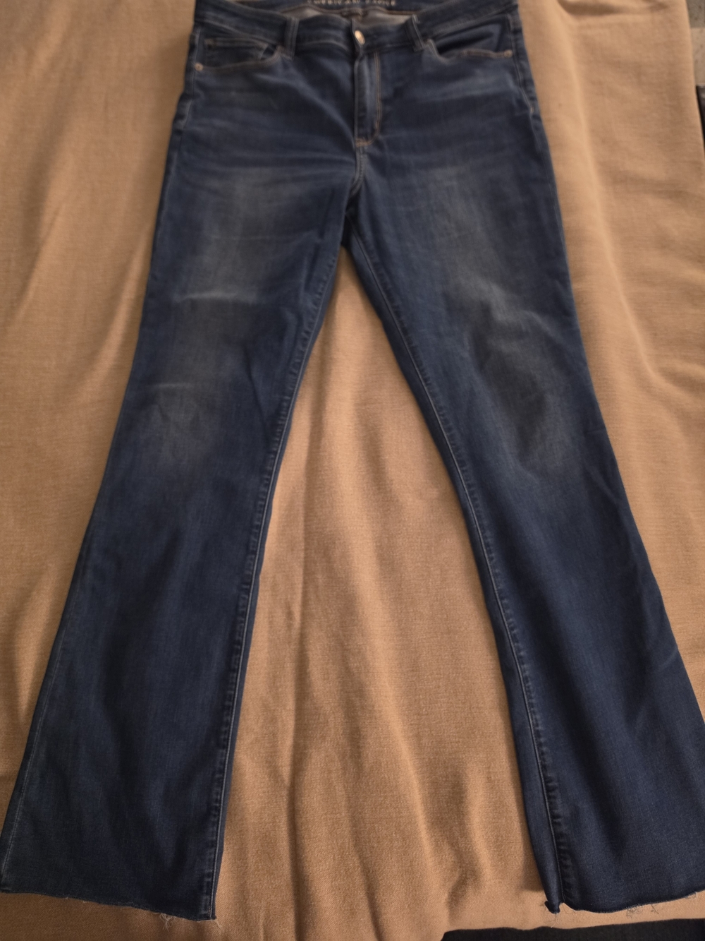 American Eagle Skinny Kick Jeans